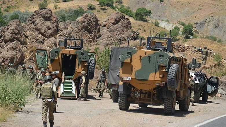 Li Wanê 2 teqîn çêbûn: 12 leşker birîndar bûn 